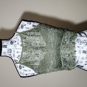 Zenana Outfitters Lace High Neck Bralette No Padding No Underwire Women's Medium